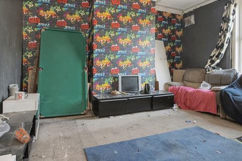 2 bedroom terraced house for sale, 32 Arthington Terrace, Leeds, LS10 2NF