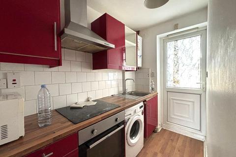 4 bedroom maisonette for sale, 74(A) Edgware Way, Edgware, HA8 8JS
