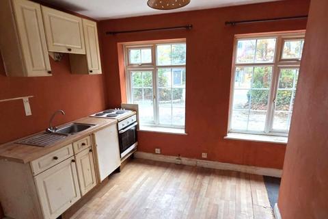 undefined, Flat 4 Elveden Court, Epsom Road, Leatherhead, KT22 8TD