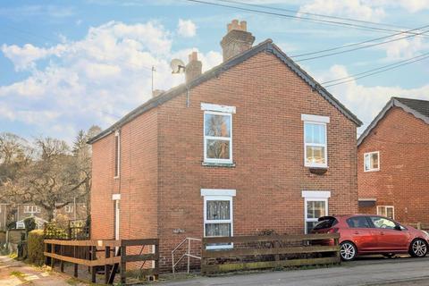 undefined, 2 Royston Cottage, Portsmouth Road, Bursledon, Southampton, SO31 8EQ