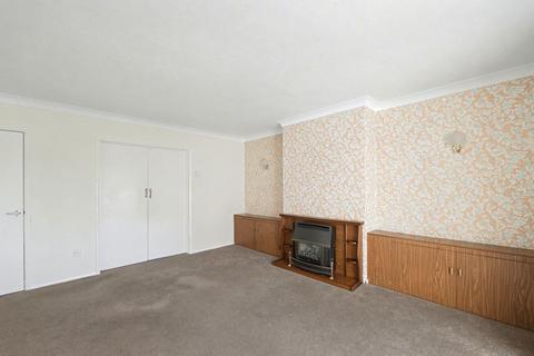 3 bedroom end of terrace house for sale, 25 Elm Tree Close, Selsey, Chichester, PO20 0SQ