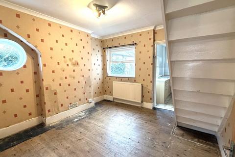 2 bedroom end of terrace house for sale, 22 Alexandra Road, Uckfield, TN22 5BE