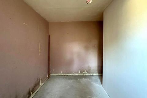 2 bedroom flat for sale, 157 Moffat Road, Thornton Heath, CR7 8PZ