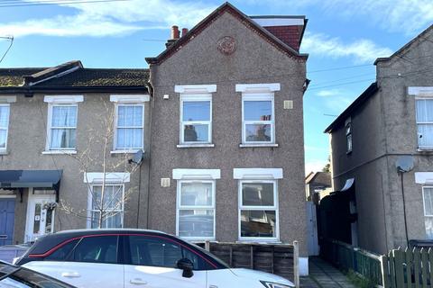 5 bedroom end of terrace house for sale, 49 Wycombe Road, Tottenham, N17 9XN