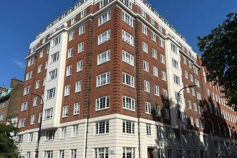 undefined, Flat 31 Tavistock Court, Tavistock Square, Bloomsbury, WC1H 9HE