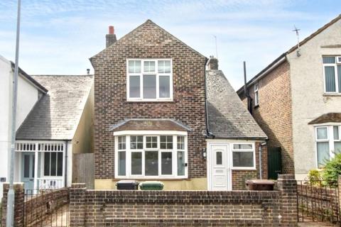 3 bedroom detached house for sale, 7 Upwick Road, Eastbourne, BN20 8NA