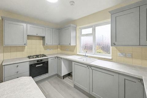 2 bedroom semi-detached house for sale, 6 David Avenue, Louth, LN11 0DJ