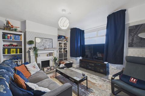 2 bedroom semi-detached house for sale, Sandringham Avenue, Whiston