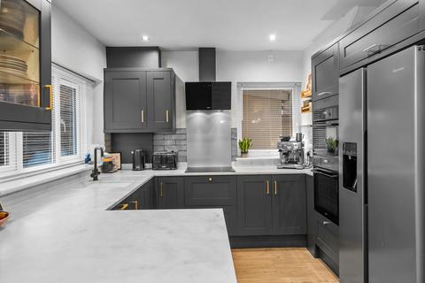 undefined, Harlow Avenue, Harrogate