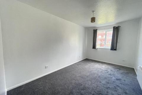 2 bedroom apartment to rent, Ernle Road, London, SW20