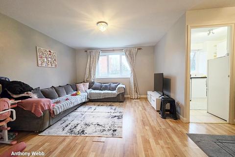 2 bedroom flat for sale, Milestone Close, Edmonton N9