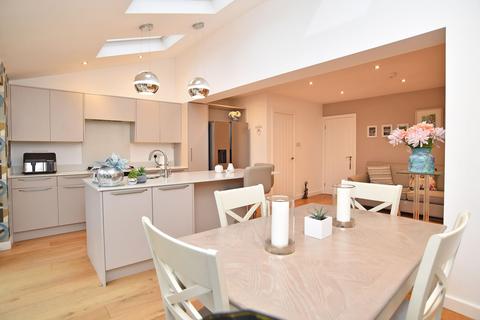 undefined, Kingsley Close, Harrogate, HG1