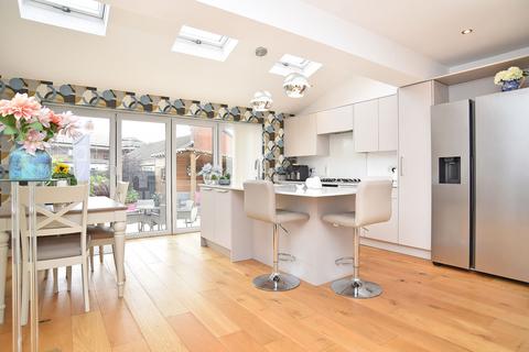 3 bedroom semi-detached house for sale, Kingsley Close, Harrogate, HG1