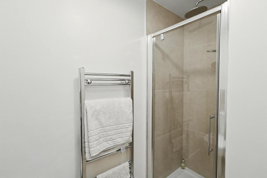 Ensuite 2