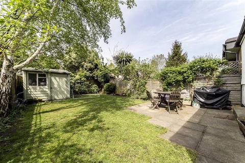 4 bedroom house to rent, Marksbury Avenue, Kew TW9
