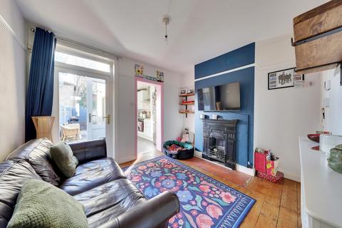 2 bedroom terraced house for sale, Sanderstead Road, Orpington