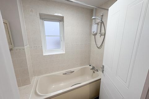 undefined, Lyon Close, Crawley