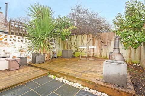 undefined, Grove Lane, Kingston Upon Thames KT1
