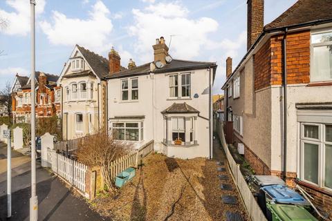 undefined, Grove Lane, Kingston Upon Thames KT1