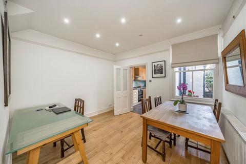 undefined, Grove Lane, Kingston Upon Thames KT1