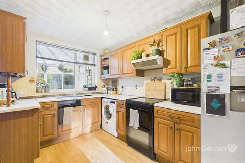 undefined, Horton Avenue, Stretton