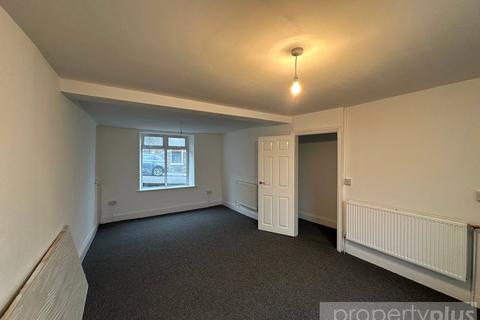 undefined, High Street, Mountain Ash, Rhondda Cynon Taff, CF45
