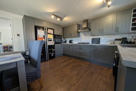 2 bedroom semi-detached house for sale, Kitchener Road, Leiston