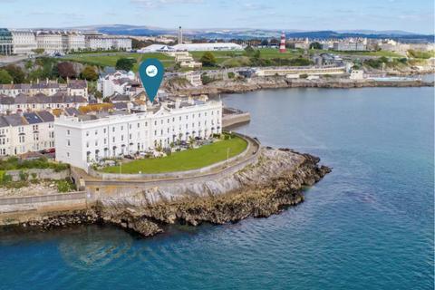 2 bedroom apartment to rent, Grand Parade, Plymouth PL1