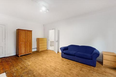 2 bedroom flat to rent, Goldhurst Terrace, London NW6
