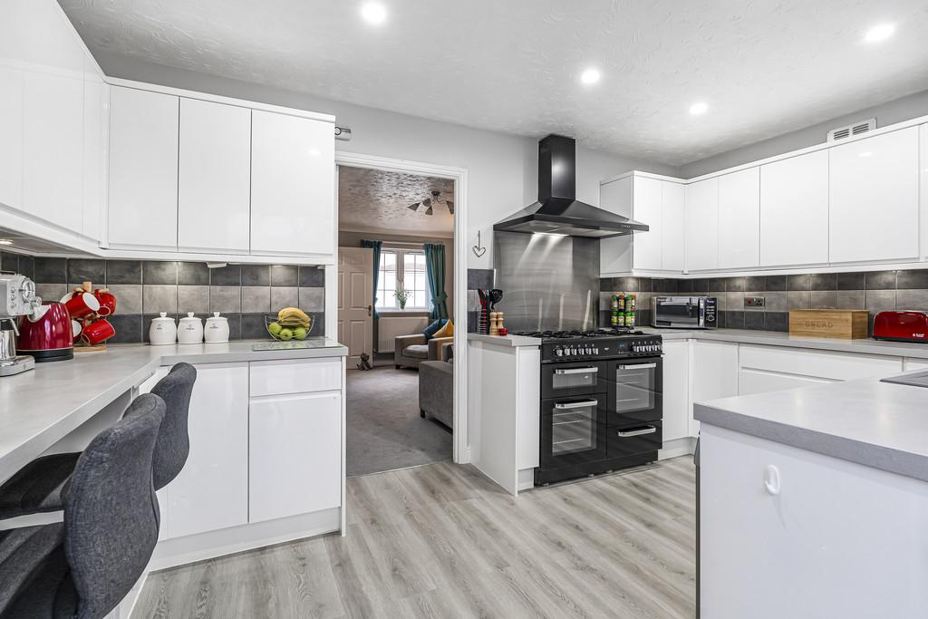Kitchen (2)