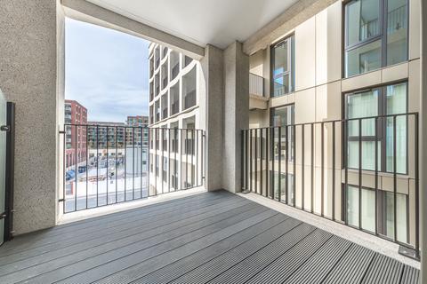 undefined, Pinnacle House, Royal Wharf E16