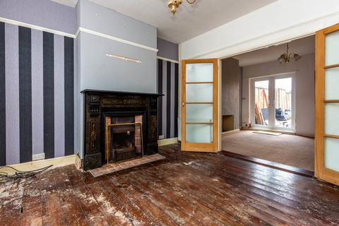3 bedroom terraced house for sale, Portland Road, Rushden NN10
