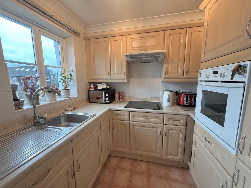 21 Pegasus Court Kitchen1