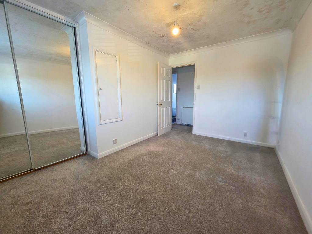Bedroom 1 - 3