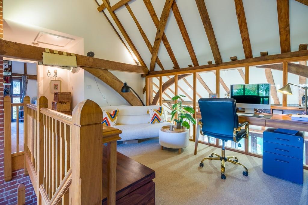1440px Old Oak Barn - 42