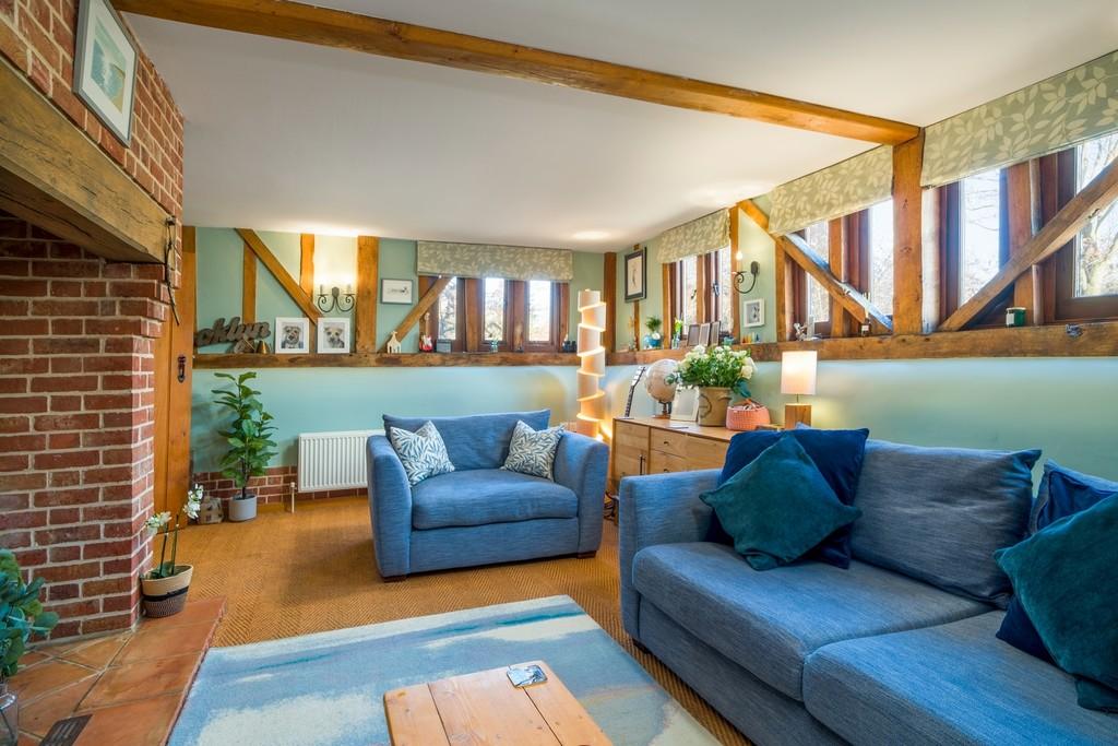 1440px Old Oak Barn - 21