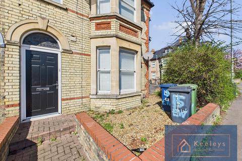 undefined, Elizabeth Way, Cambridge