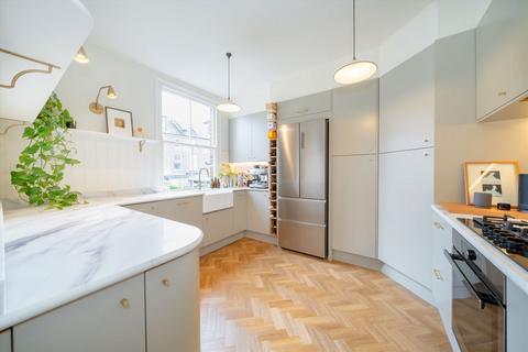 3 bedroom flat for sale, Hatchard Road, London N19