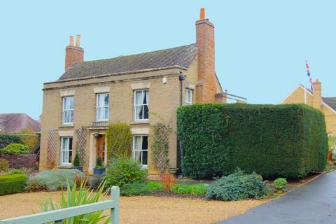 4 bedroom detached house for sale, West Farm House, London Road, Sandy