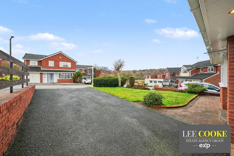 undefined, Cuckoo Close, Cannock WS11