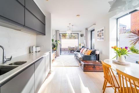undefined, Dickenson Road, Crouch End N8