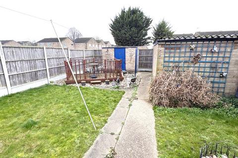 3 bedroom terraced house for sale, Munro Road, Witham