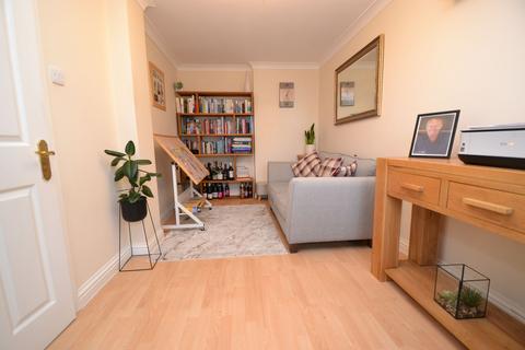 undefined, Thackley, Thackley BD10
