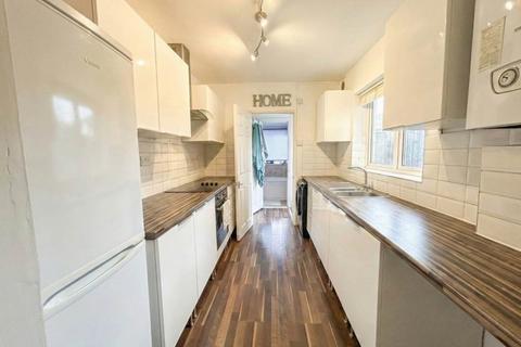 undefined, Shaftesbury Road, Reading RG30