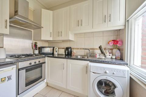 1 bedroom flat to rent, Merton Hall Road, Wimbledon, London, SW19
