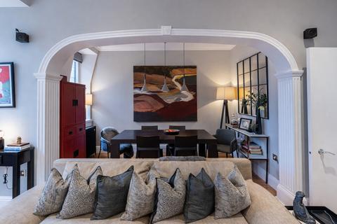 2 bedroom apartment for sale, Lower Sloane Street, London, SW1W