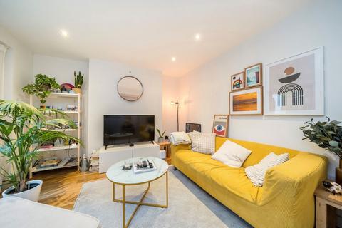 1 bedroom flat to rent, Methley Street, London SE11