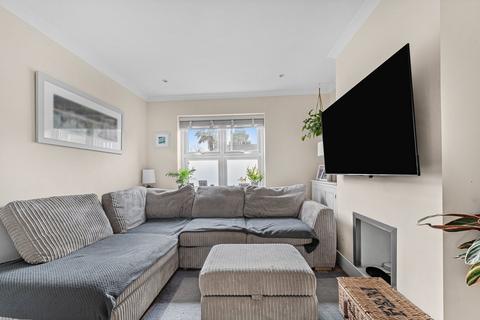 3 bedroom terraced house for sale, Wendover Road, Staines-upon-Thames, TW18