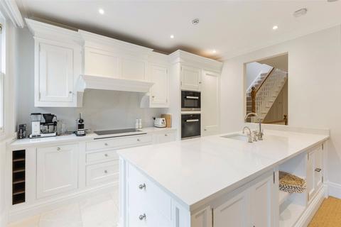 3 bedroom mews for sale, Queens Gate Place Mews, South Kensington, London, SW7