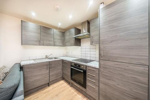 1 bedroom flat to rent, St. Peter's Close, London SW17